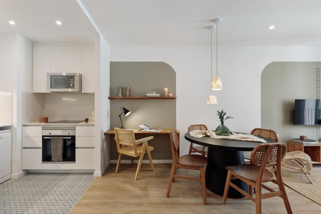 Apartment Eboli - 3 Bedrooms, Balcony And Terrace In Ciutat Vella *