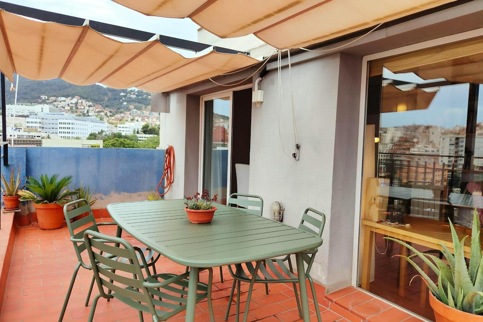 Amazing Views & Terrace! Gracia - Parc Gueell Barcelona