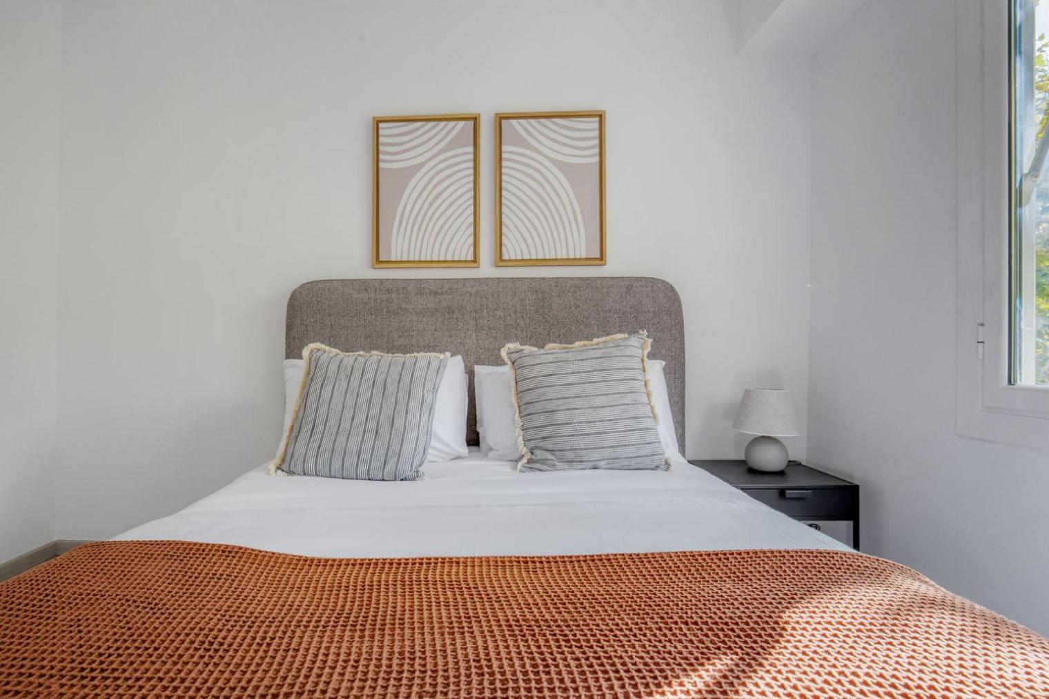 Nova Esquerra De Leixample 3br W 2 Balconies Bcn-111 Apartment *