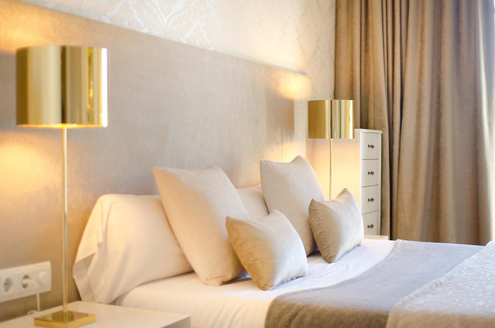Three Bedroom In Gran De Gracia - Stylish Apartment *