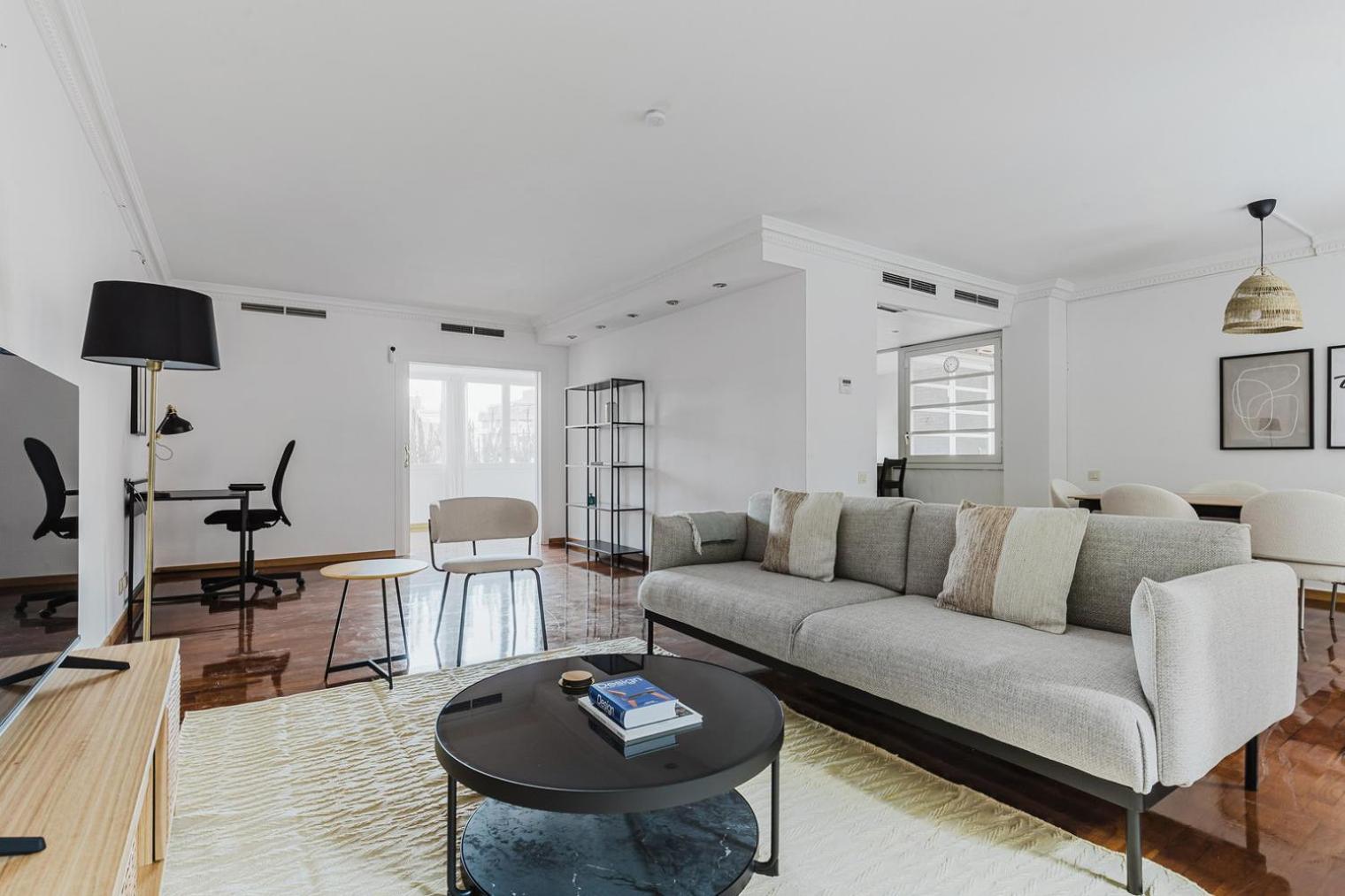 Blueground Pedralbes Pool Garden Ac Bcn-175 Apartamento Barcelona