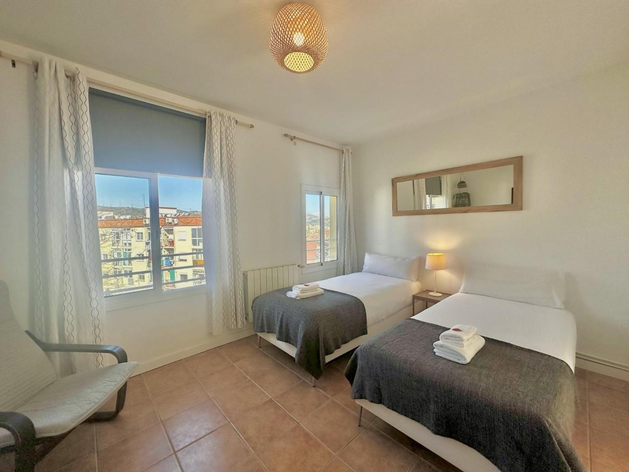 Casa Independiente-garden-views-2 Bedrooms Barcelona