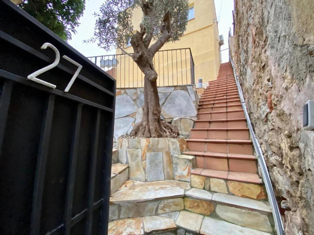 Casa Independiente-garden-views-2 Bedrooms Ferienhaus Barcelona