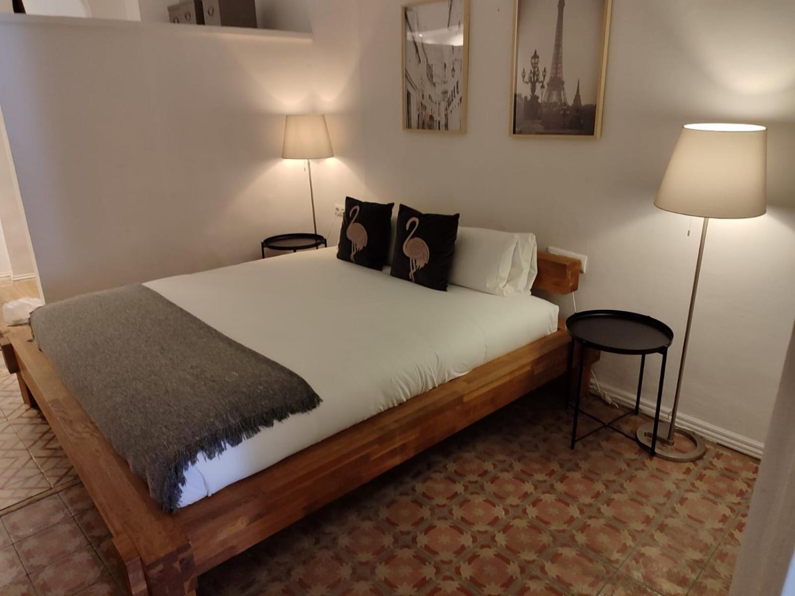 Exquisite&historic Flat With Rooftop Barcelona