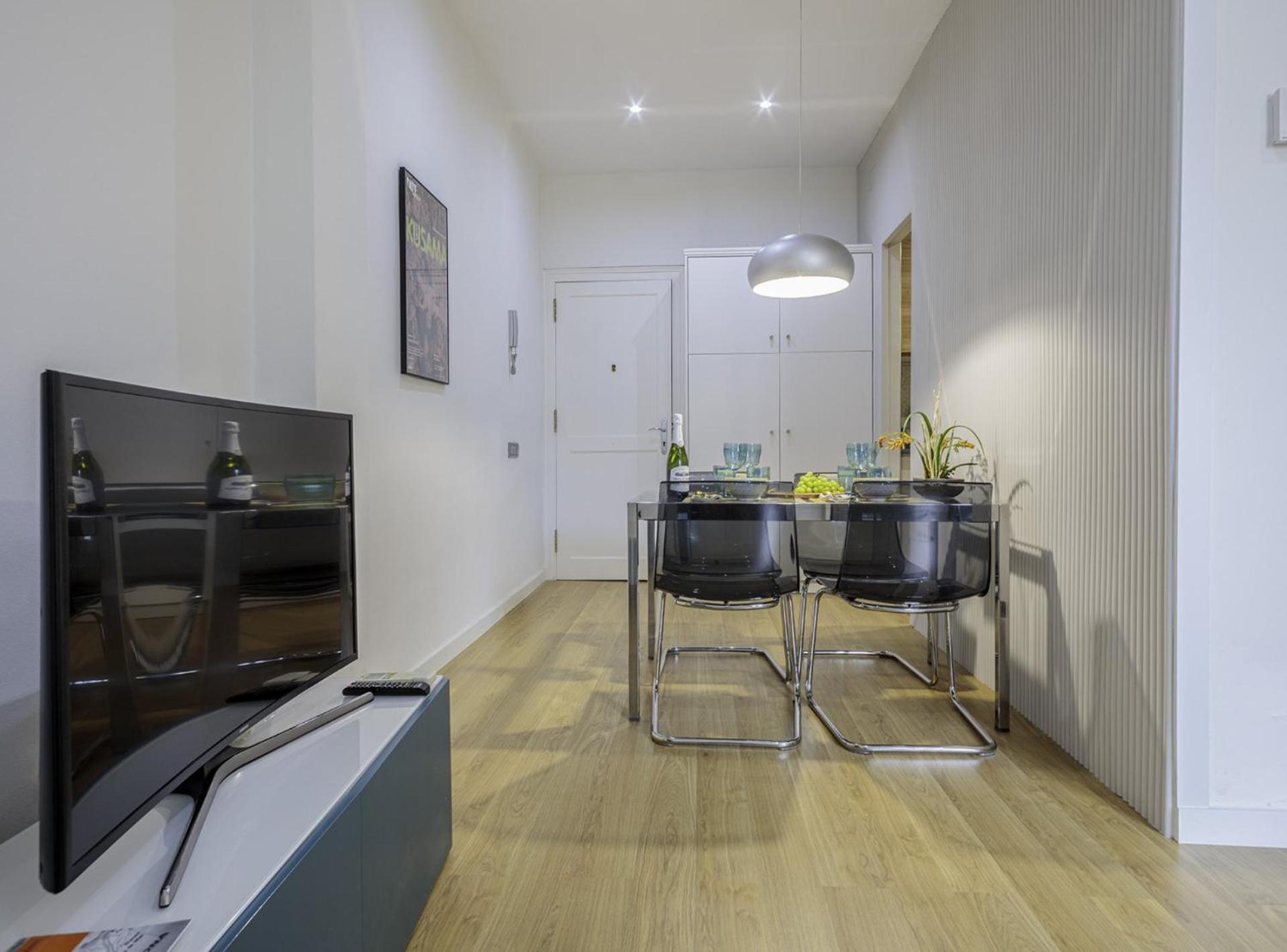 Barcelonaforrent The Gaudi Suites Apartment