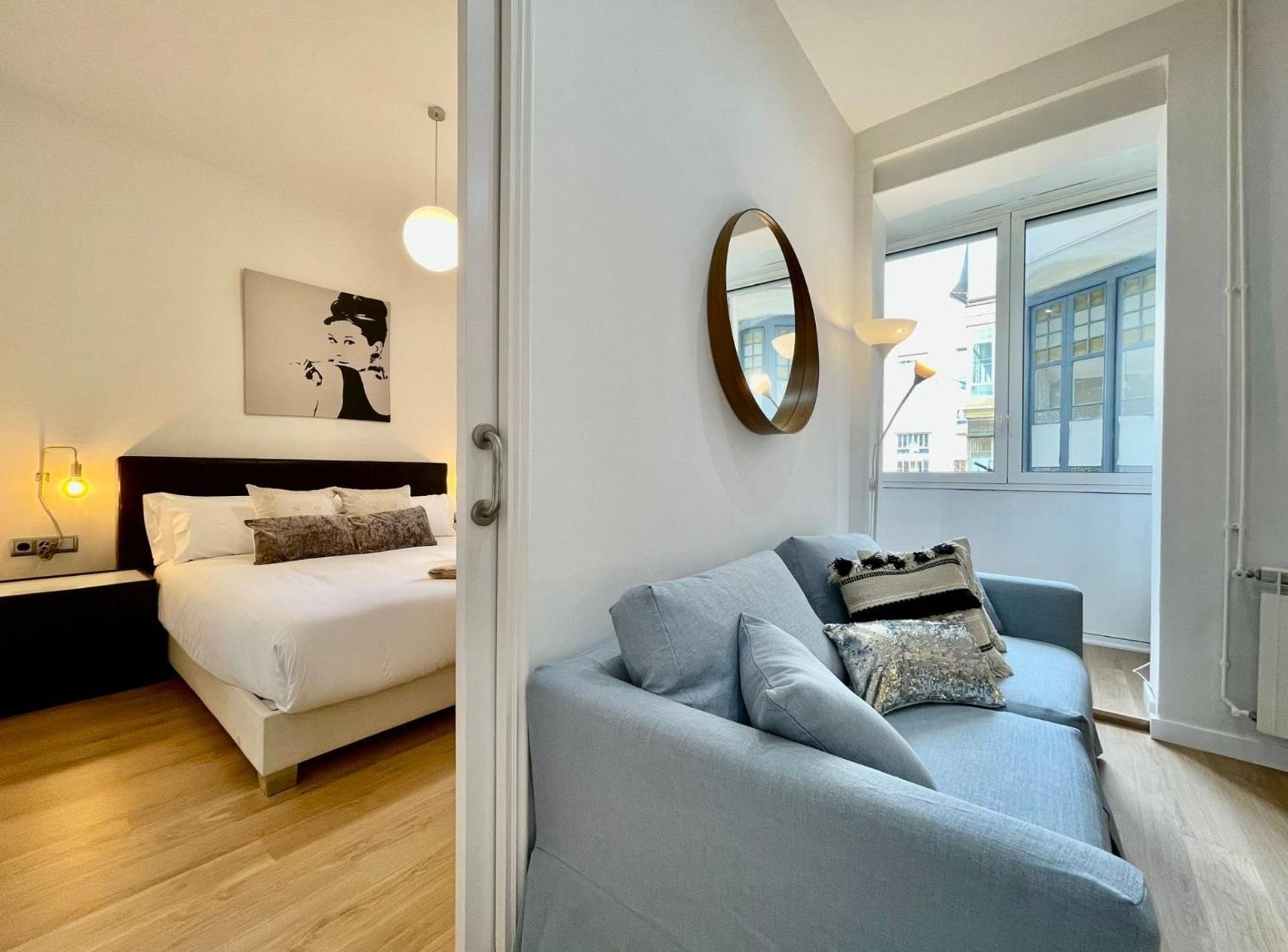 Barcelonaforrent The Gaudi Suites * Barcelona