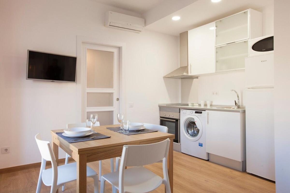 Renovated With Sea View, Vj Apartment