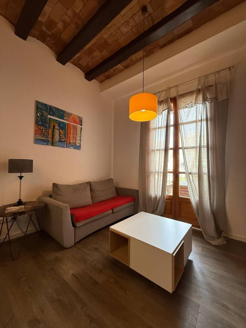 Apartment Centric 2 Bedroom *