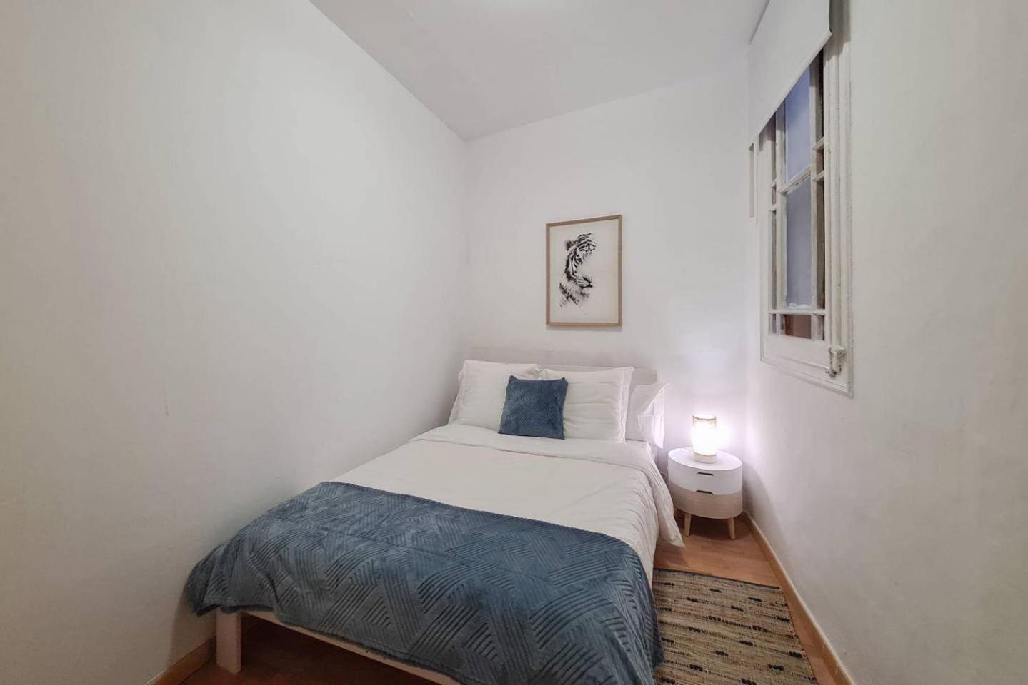 21ara1085- Fabulous 4br In Ciutat Vella Apartment