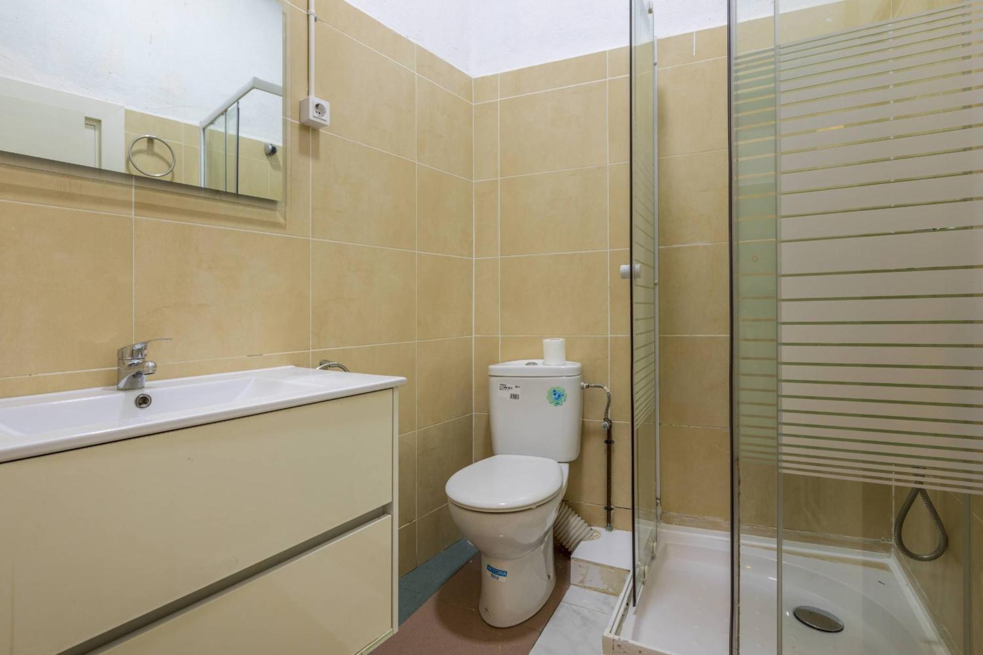 22ara1051- 4br Flat In The Center Appartement Barcelona