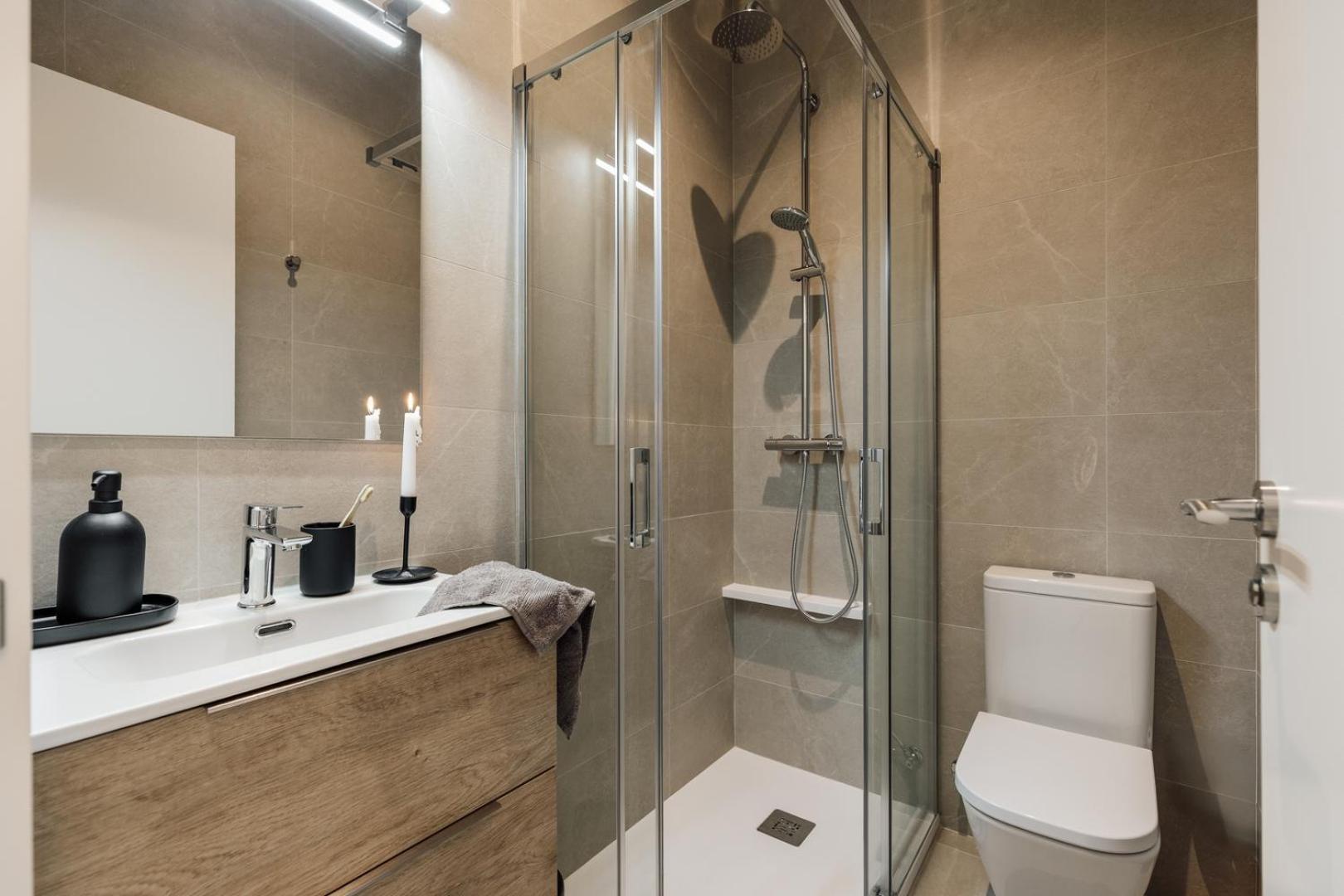 Niria - 2 Bedrooms And Balcony In Eixample Esquerra Apartamento