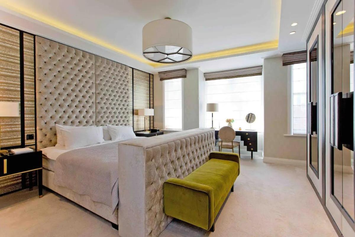 Villa Cityscape Place Barcelona