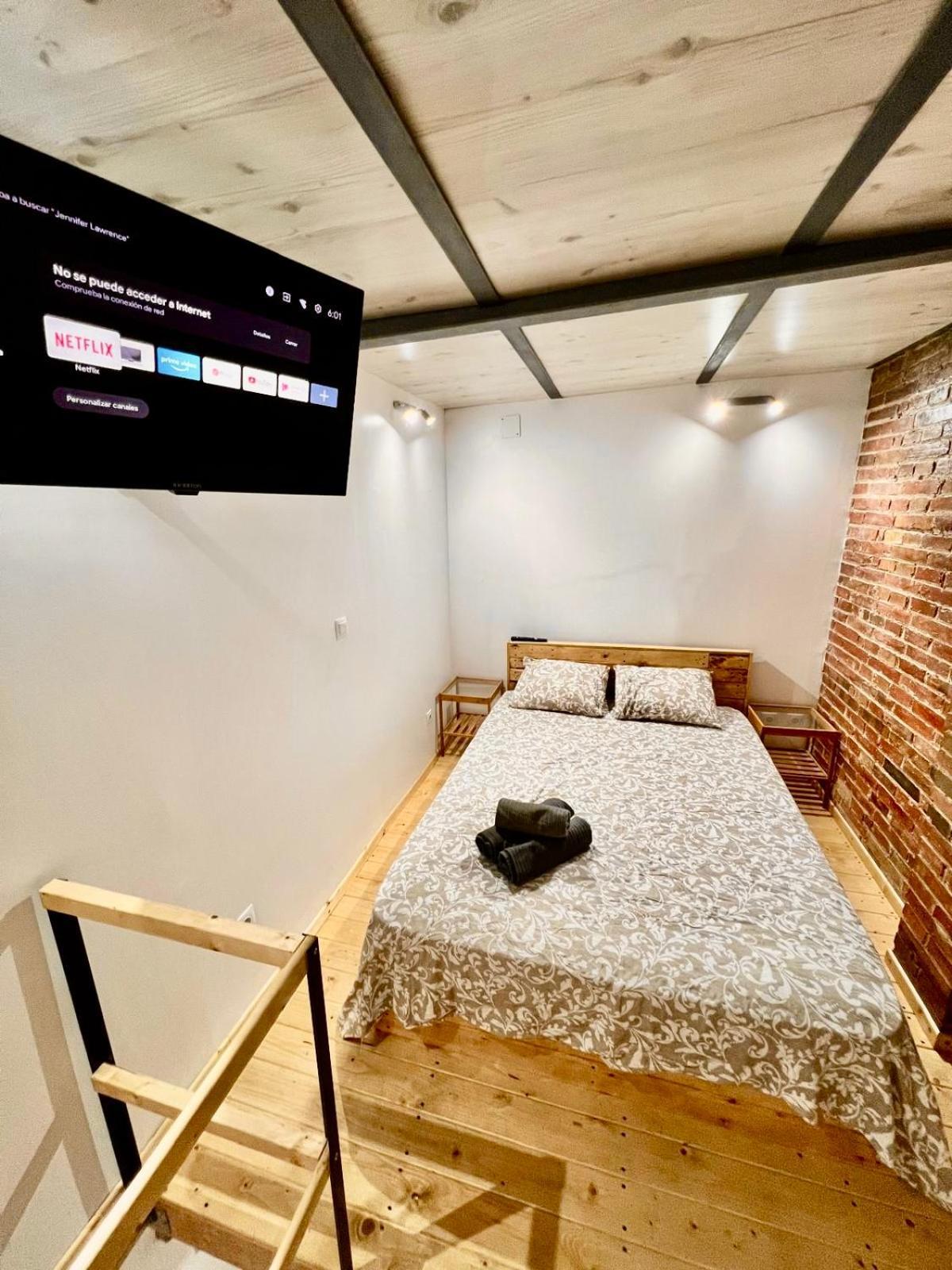 B4 Estudio Nuevo! Cocina Y Bano Privado! A 1 Calle Del Metro Barcelona