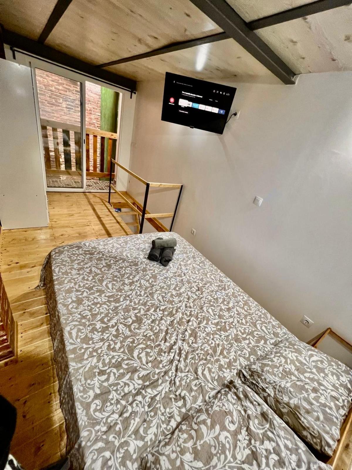 B4 Estudio Nuevo! Cocina Y Bano Privado! A 1 Calle Del Metro Appartement