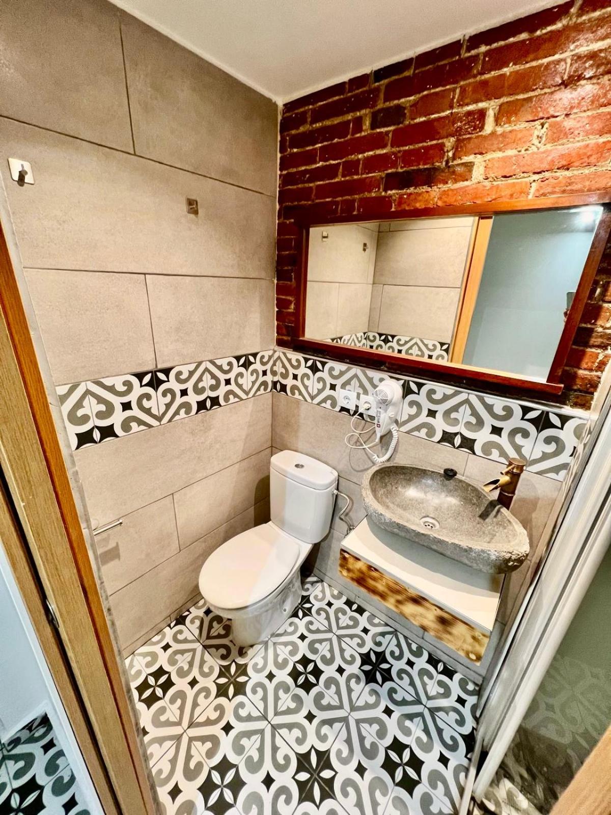 Appartement B4 Estudio Nuevo! Cocina Y Bano Privado! A 1 Calle Del Metro