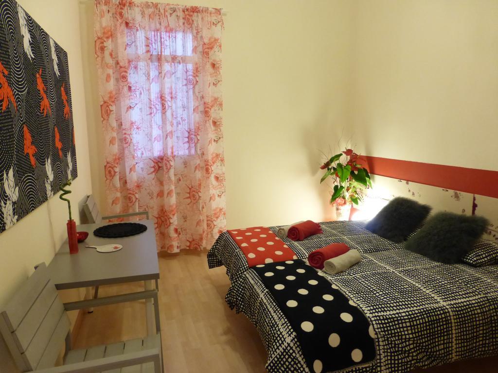 Guest house Poprooms Barcelona