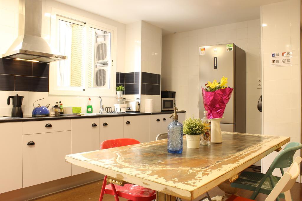 Sweet Bcn Traveller House Apartment