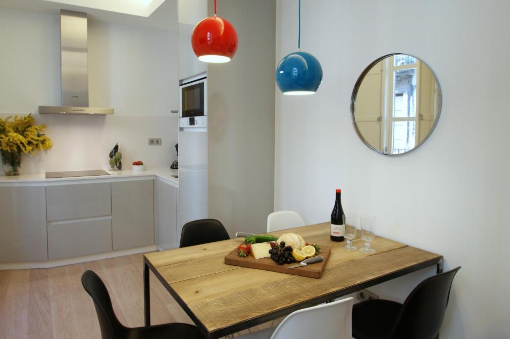 Ramblas Deluxe Apartment
