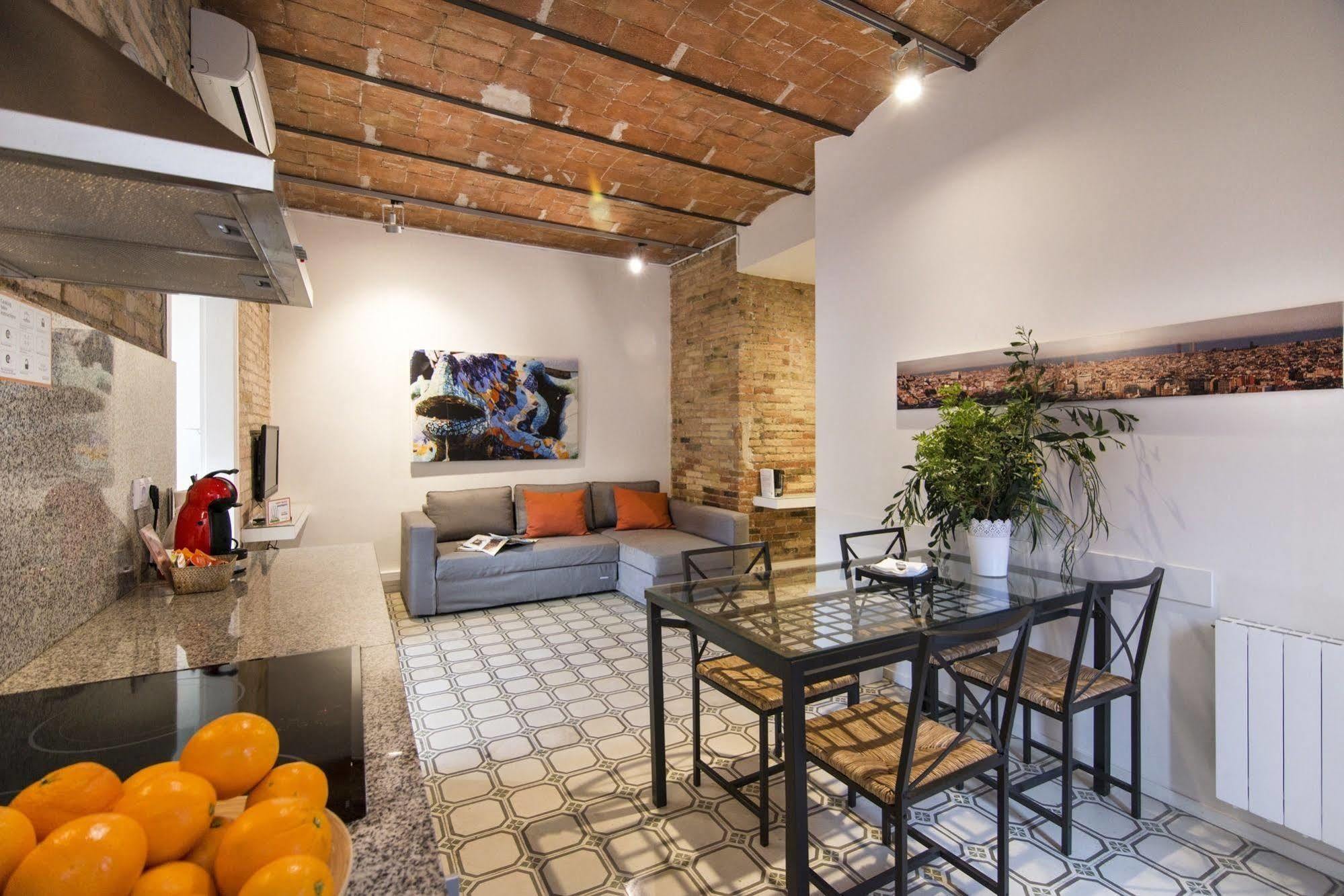 Apartamento Happy People Gaudi Sant Pau Barcelona