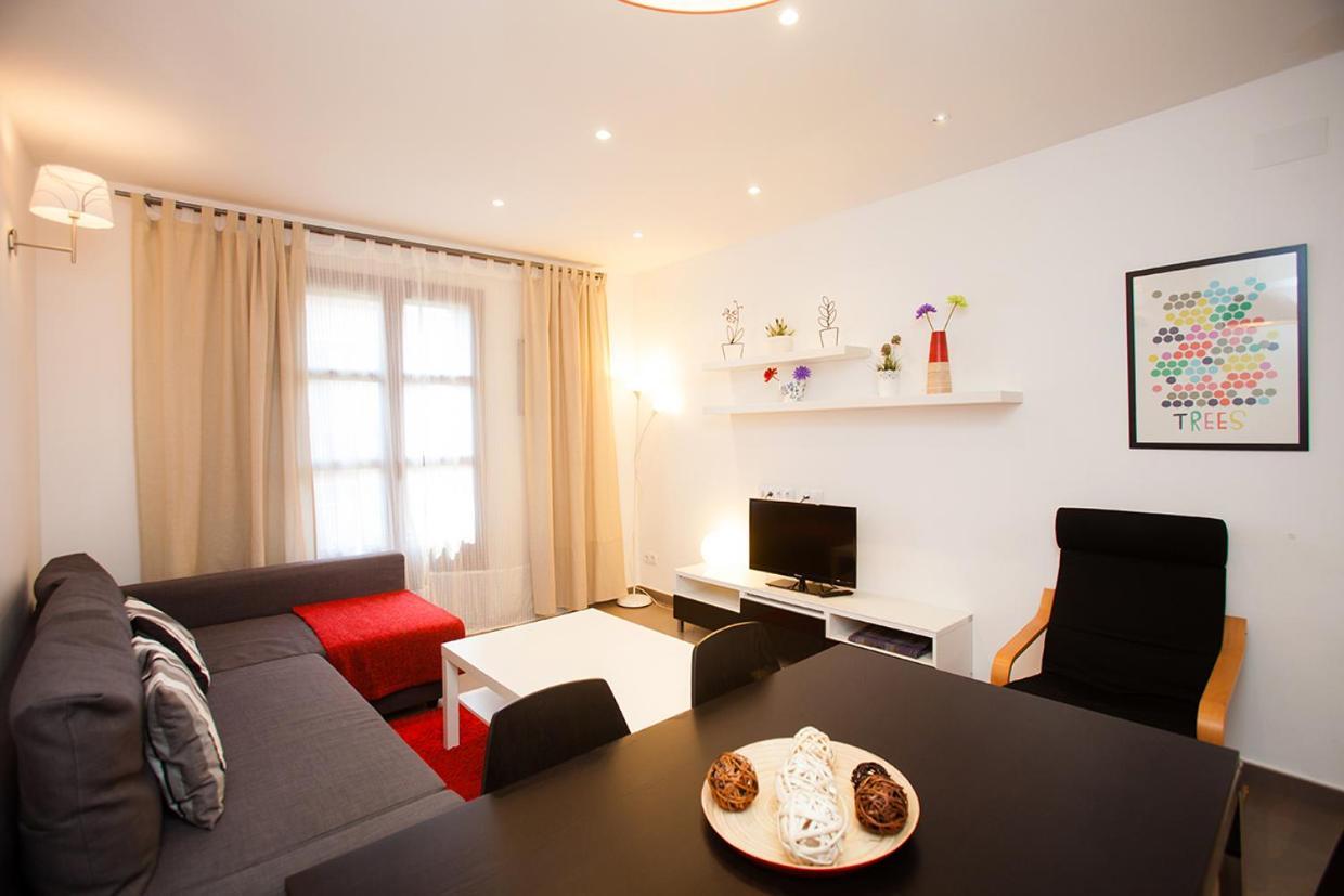M64 Apca Rent Apartment