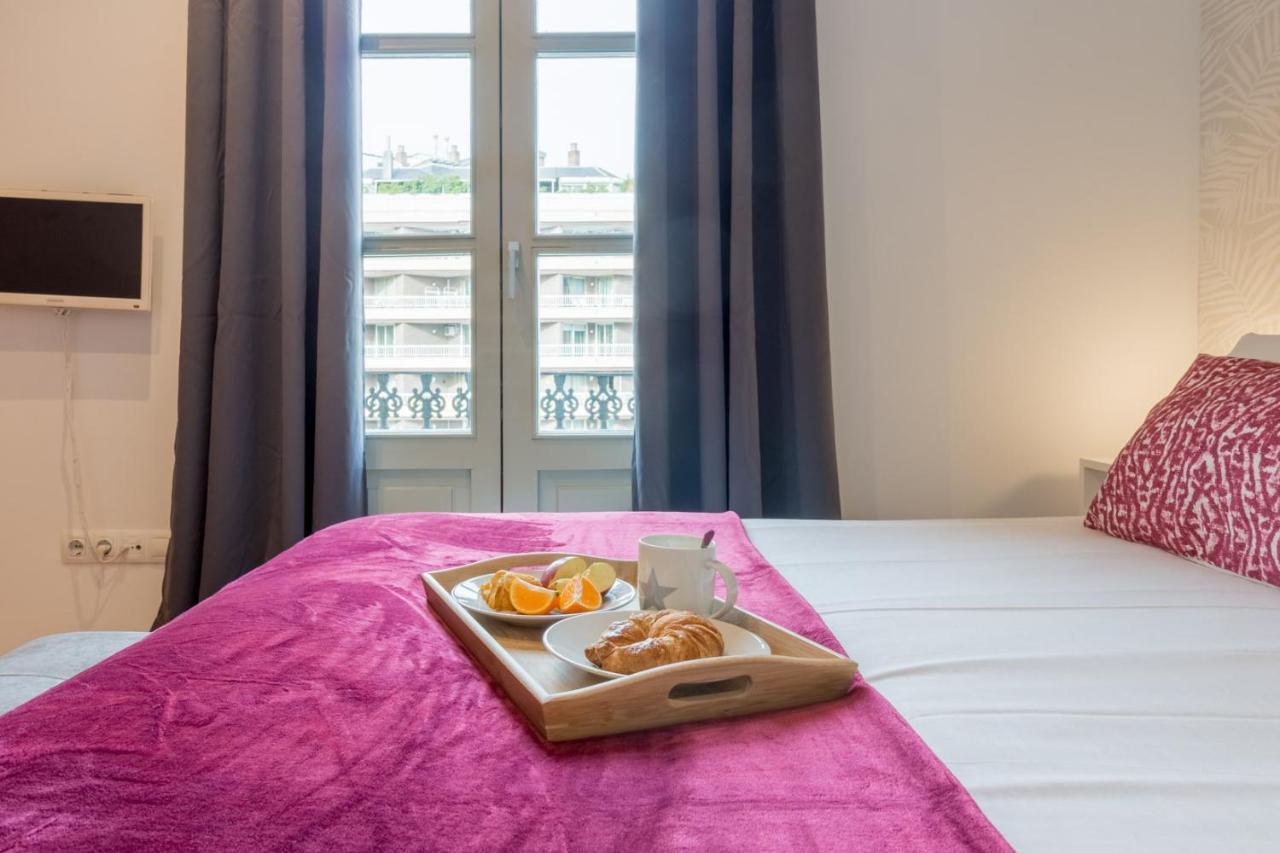 Apartamento Sibs Bcn- Balmes- Romantic Citycentre Beautiful Barcelona
