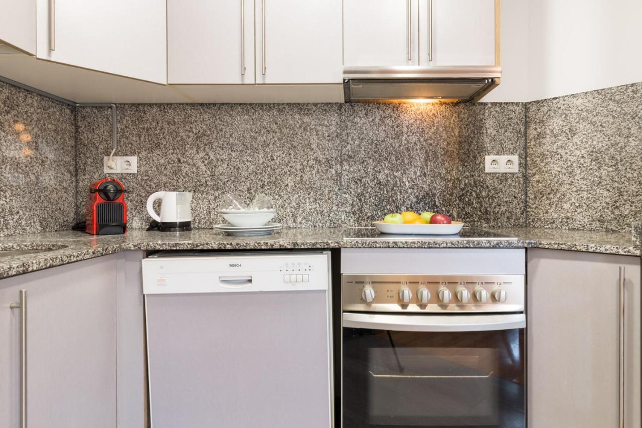 Apartamento Sibs Bcn- Balmes- Romantic Citycentre Beautiful