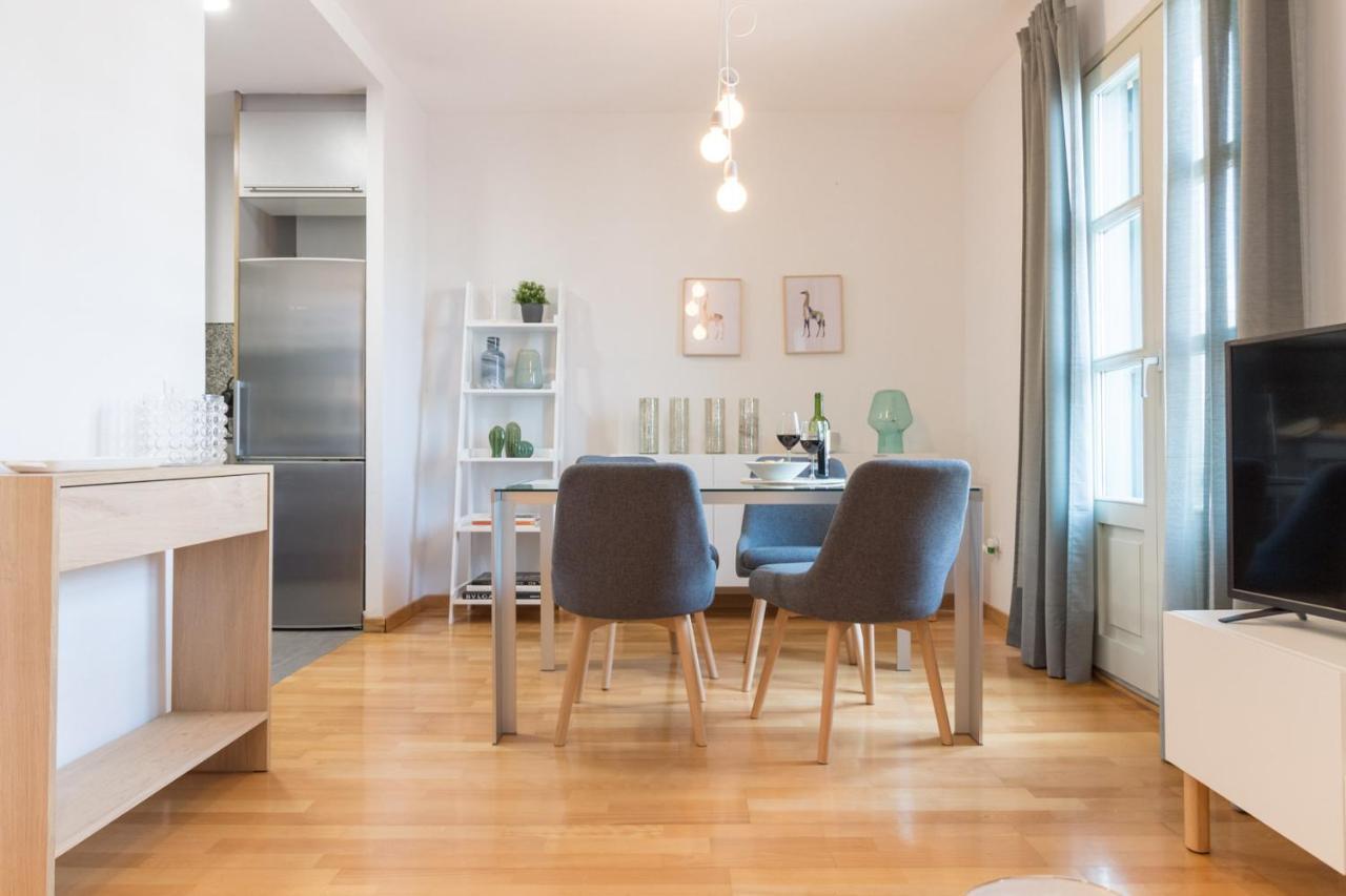 Apartamento Sibs Bcn- Balmes- Romantic Citycentre Beautiful Barcelona