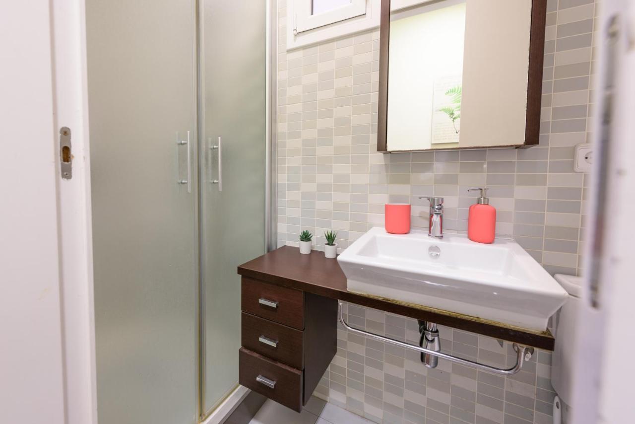 Ramblasrentals Design Renovated Ac Balcony10m Ramblas - Parking - Wifi Appartement Barcelona