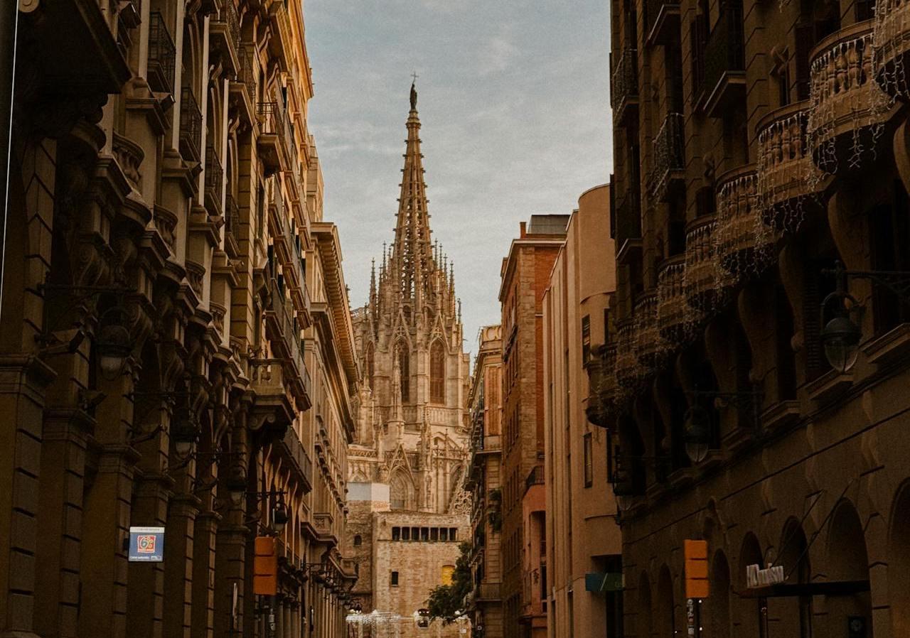 Best Hotels in Gothic Quarter Barcelona: Insider Picks